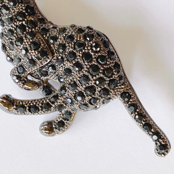 Black Rhinestone Brooch Figural Running Cat Silver Tone Sparkly Costume Jewelry - Picture 6 of 10
